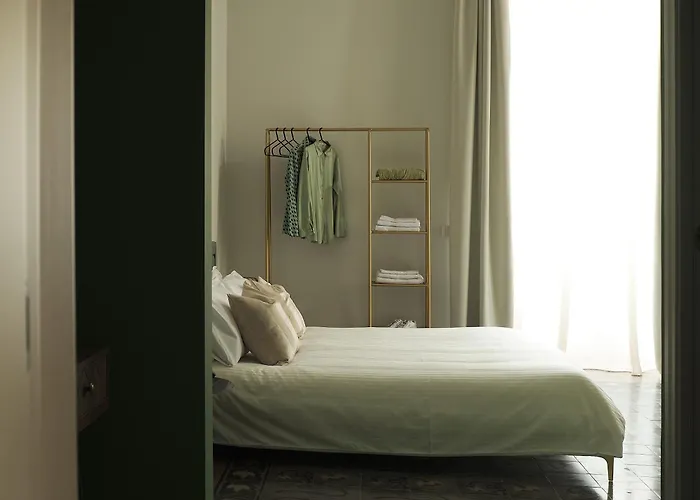 Cifili House Of Charme Bed & Breakfast 4*