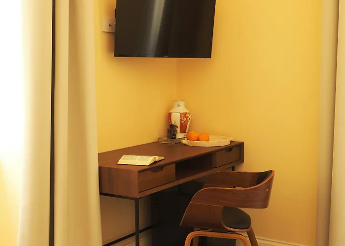 Cifili House Of Charme Bed & Breakfast 4*